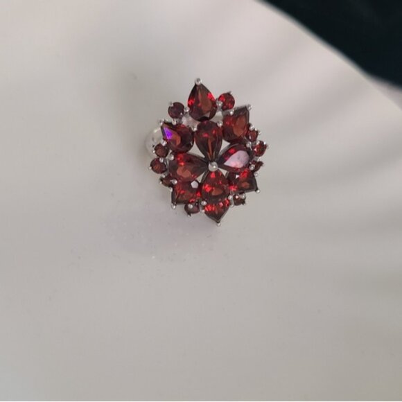 Vintage Boho Sterling Silver Red Garnet Cluster Crystal Flower Statement Ring 7 - Picture 6 of 6
